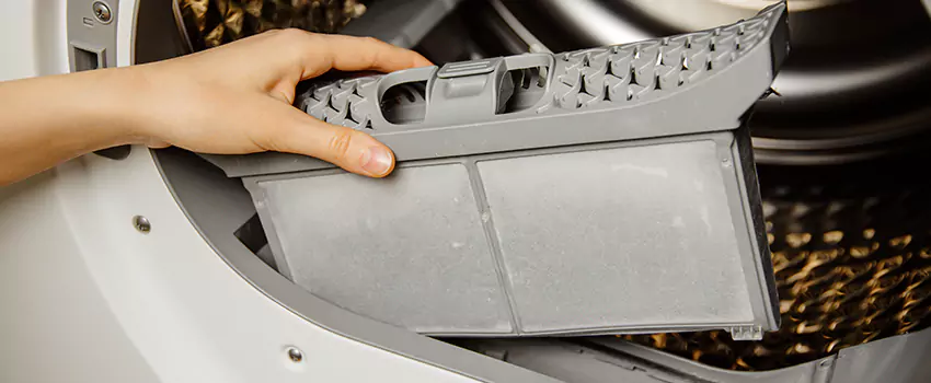 Signs Of A Clogged Dryer Lint Trap in Willow Grove, Pennsylvania
